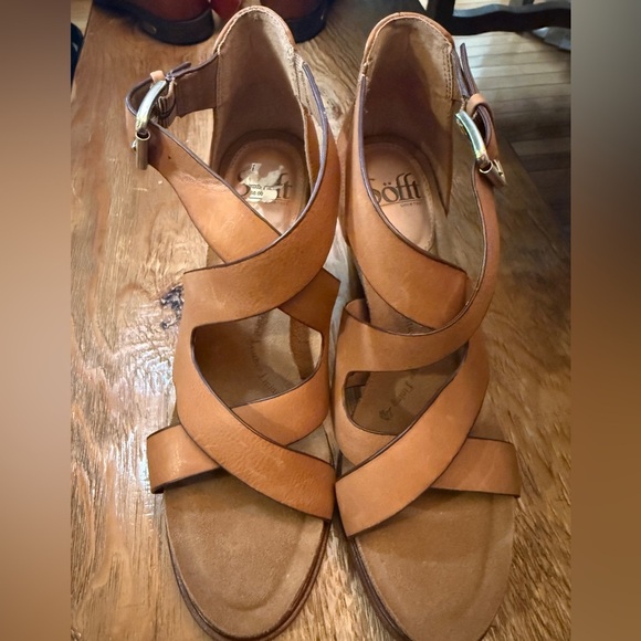 Sofft Tan Strappy Heel Sandals never worn - Picture 1 of 8